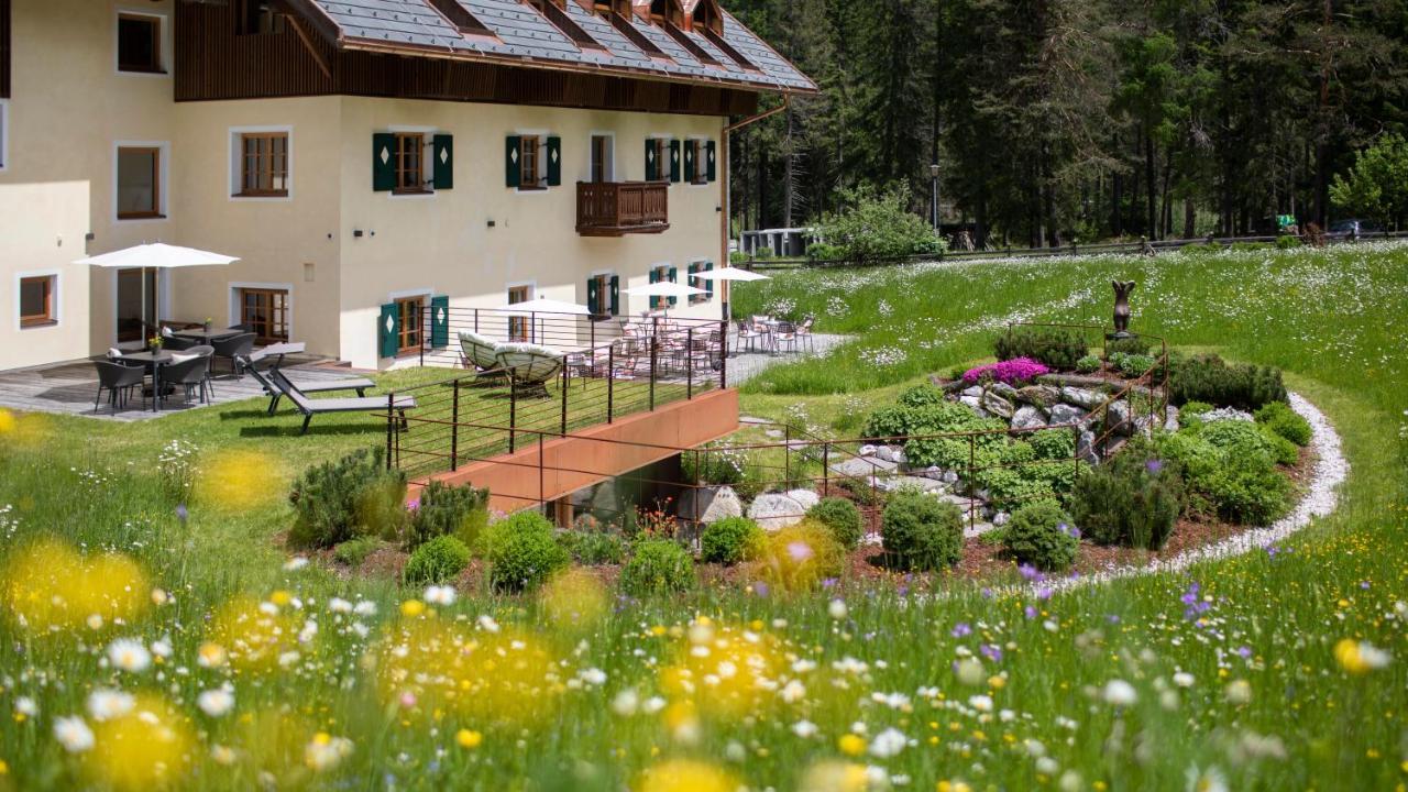 Natura Boutique Chalet Wellness Spa Hotel Dobbiaco Eksteriør billede