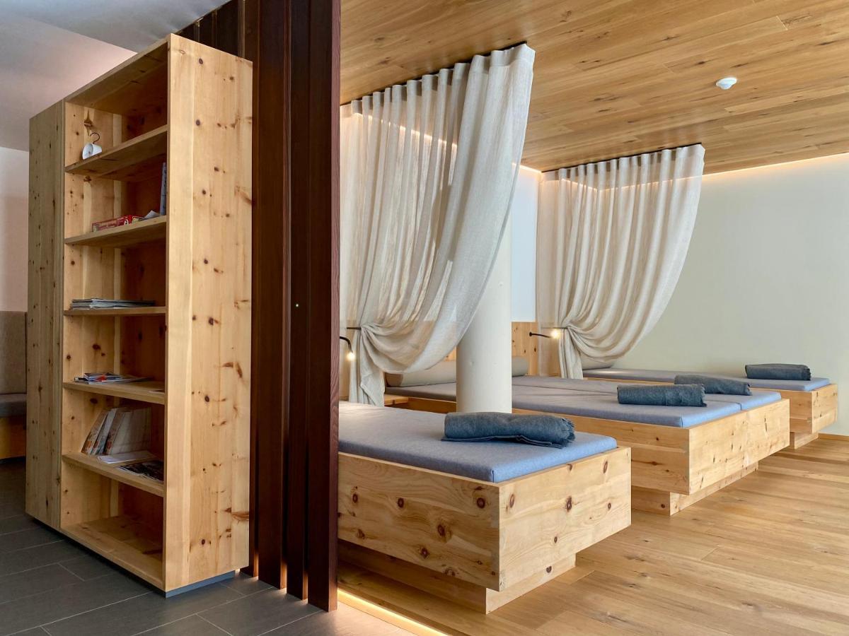 Natura Boutique Chalet Wellness Spa Dobbiaco Eksteriør billede