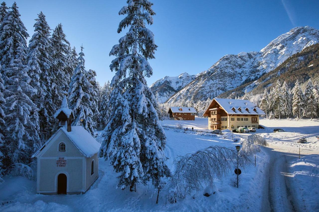 Natura Boutique Chalet Wellness Spa Hotel Dobbiaco Eksteriør billede